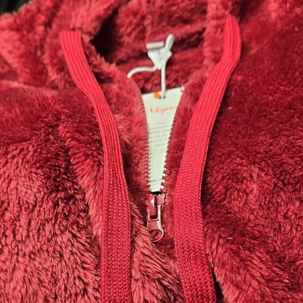 Nleyook Vibrant Red Fleece Jacket, NWT, XL - Picture 7 of 11